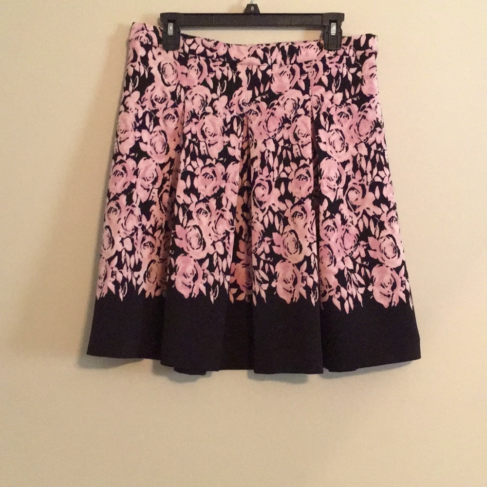 Pretty in pink pleated skirt